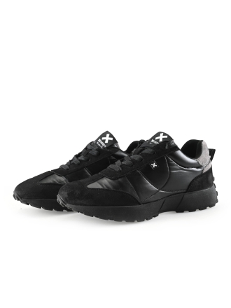 Xti Sneakers Zwart 302787