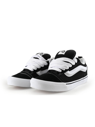Vans Sneakers Zwart 330855
Maat 39