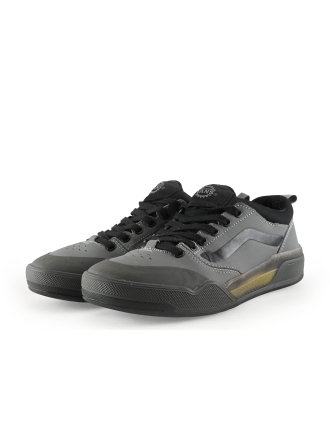 Vans Sneakers Grijs 330995
Maat 40