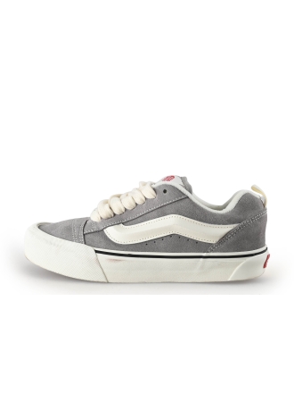 Vans Sneakers Grijs 355870
Maat 38½